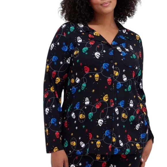 TORRID 2 2X Christmas Holiday Pajama Top Shirt Lights Skulls Button Up Super Sft - Picture 3 of 5